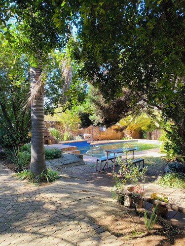 The Q’s Guest suite