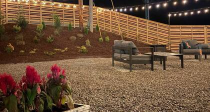 Boutique Motel with cozy nature inspired mid century design