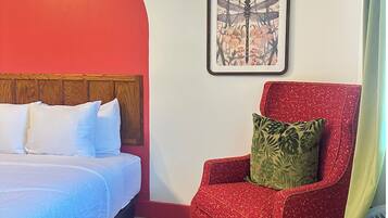 Iron/ironing board, free WiFi, bed sheets