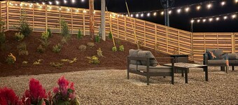 Cozy Retro-Modern Room · Clean + quiet · Self Check-In · Family-Friendly Stay in Lawrenceburg