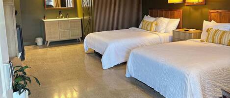 Iron/ironing board, free WiFi, bed sheets