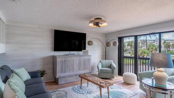 Condo, Multiple Beds (Santa Maria I #104- The Sunnyside) | Living area