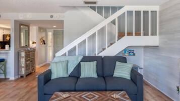 Condo, Multiple Beds (Santa Maria I #104- The Sunnyside) | Living area