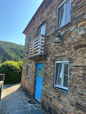 Exterior - Casas do Sinhel (Góis)