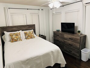 3 chambres, fer et planche à repasser, lit de bébé portatif, Wi-Fi