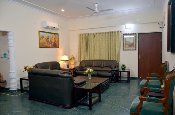 Sala de estar en el lobby