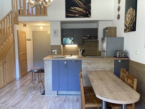 Refrigerador, microondas, horno y lavavajillas 