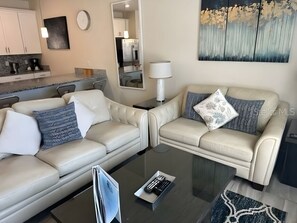 TV - Your Orlando Home with Private Pool (Davenport)