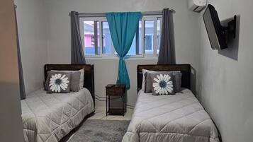 2 bedrooms, WiFi, bed sheets