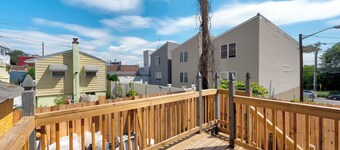 Cozy & Spacious Home Near NYC, 5 mins from Train