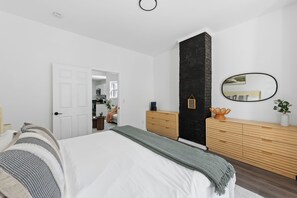 4 Schlafzimmer, Bügeleisen/Bügelbrett, WLAN, Bettwäsche