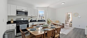 Cozy & Spacious Home Near NYC, 5 mins from Train