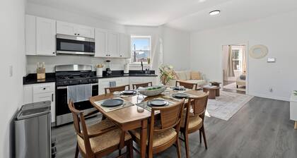 Cozy & Spacious Home Near NYC, 5 mins from Train