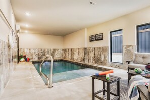 Indoor pool, seasonal outdoor pool, free pool cabanas, pool umbrellas