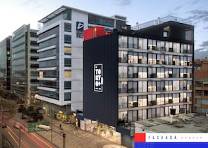 Fachada da propriedade