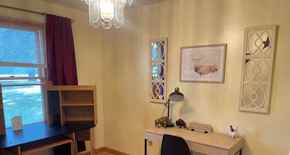 Charming 3-bedroom house in the country.