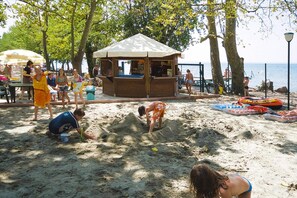 ラグジュアリー モバイルホーム | 外観