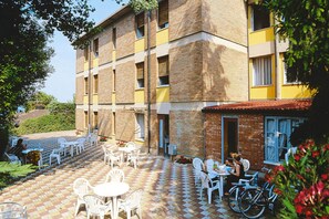 ラグジュアリー モバイルホーム | 外観