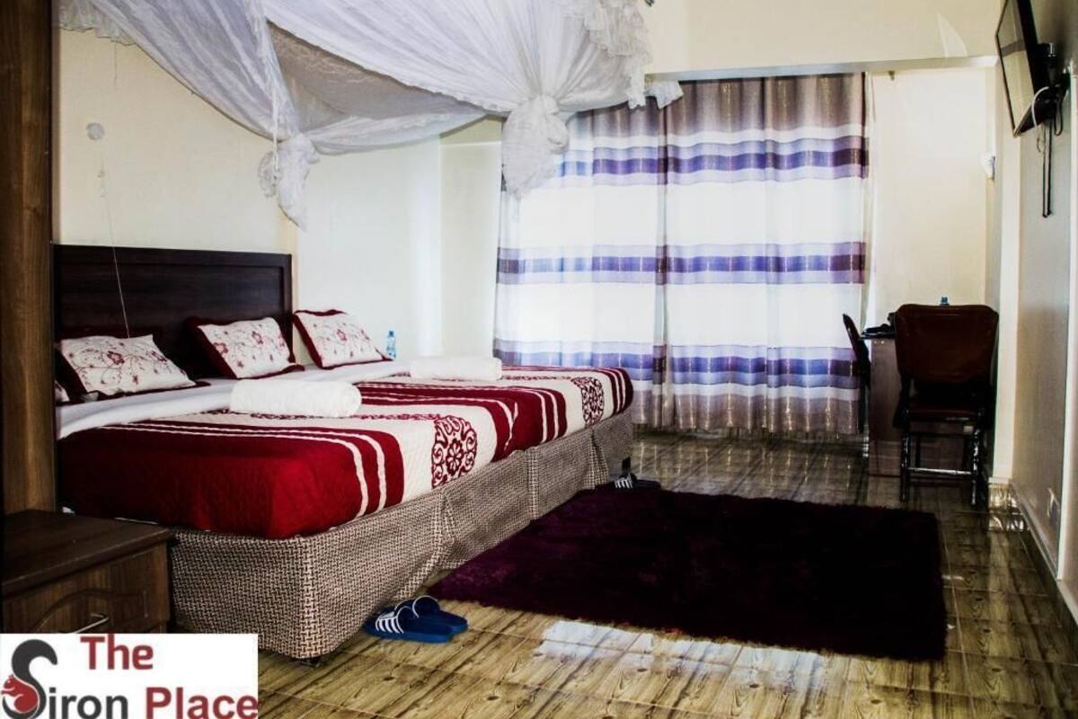 Deluxe Double Room | Free WiFi, bed sheets