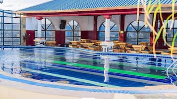 Utomhuspool