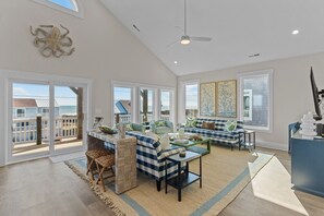 Una televisión, un reproductor estéreo