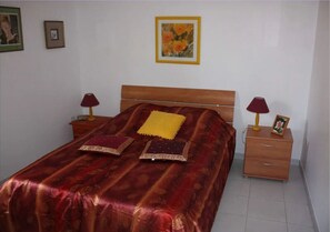 1 bedroom, iron/ironing board, WiFi