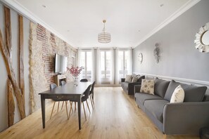 Apartment | Living area - Sublim Apartment Center of Paris Opera (Paris)
