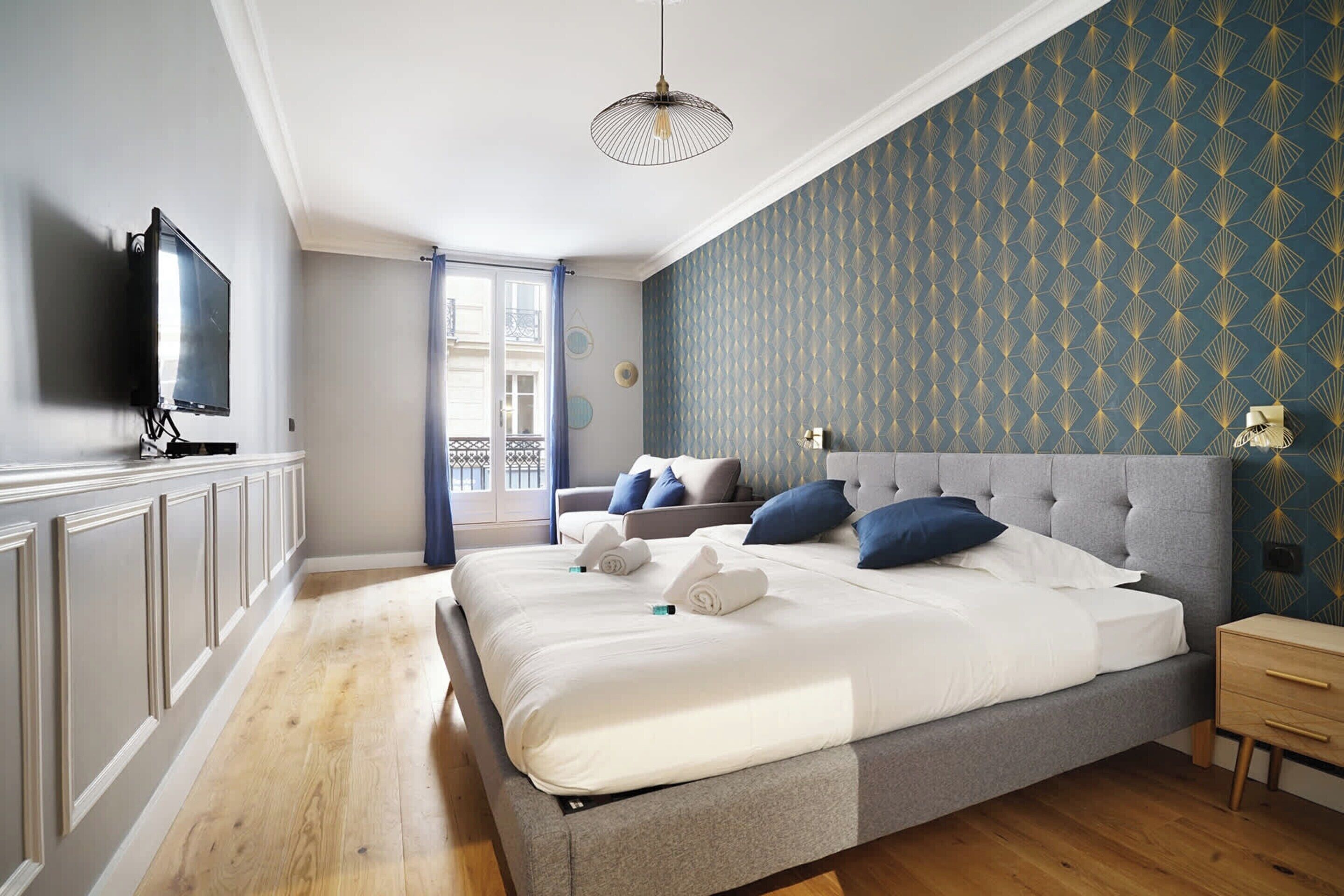 Apartment | 3 bedrooms, laptop workspace, iron/ironing board, bed sheets