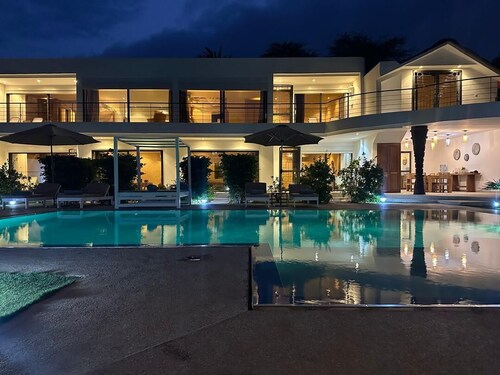 Independent suite in luxury guest house SENEGAL