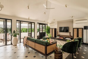 Smart TV, video games, books