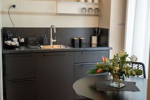 Deluxe Triple Room, Balcony, City View