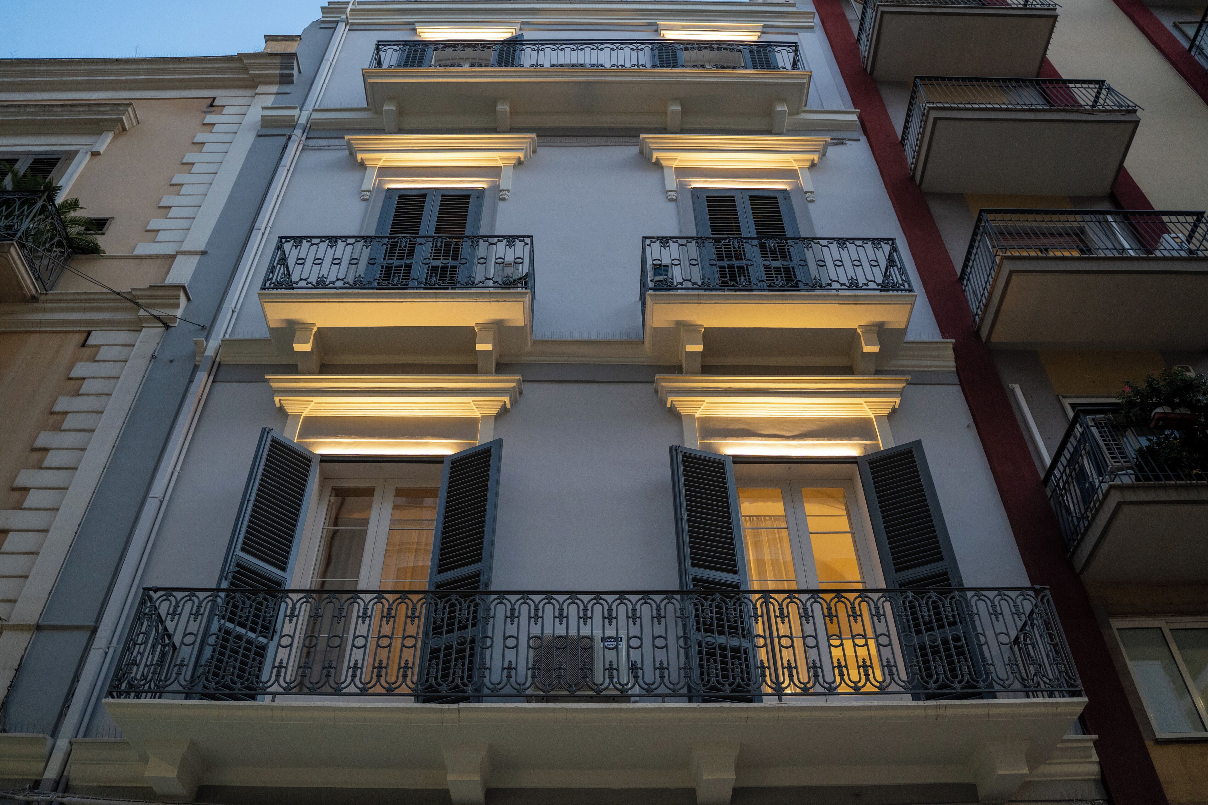 Façade de l’hébergement - soirée/nuit