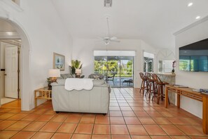 تلفزيون ذكي، كُتُب