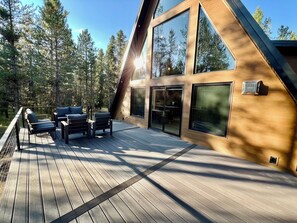 Terrace/patio - Beautiful new 3 bed/3bath A-Frame in Island Park. 30 miles to West Yellowstone (Island Park)