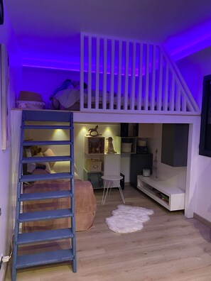 4 bedrooms, free WiFi