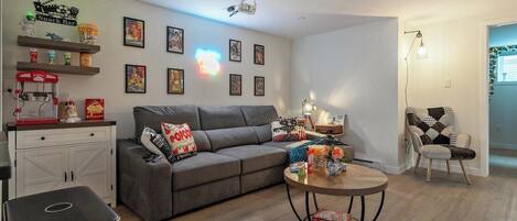 Téléviseur connecté, foyer, bureau