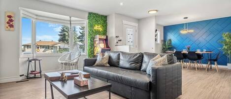 TV, fireplace, video games, offices