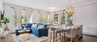 Walk to cafes, Safeway, and trails from this stylish Whyte Ave groundfloor suite