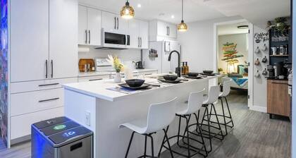 Art, comfort, and fun just 15 minutes to downtown and steps from shops