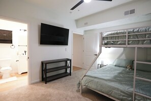 3 bedrooms, WiFi, bed sheets