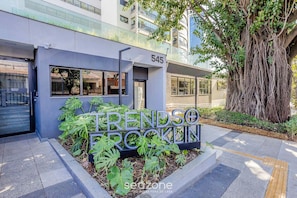 Basic Apartment | Exterior detail