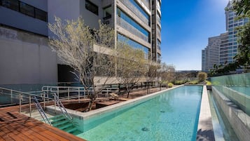 Eenvoudig appartement | Zwembad | Een buitenzwembad