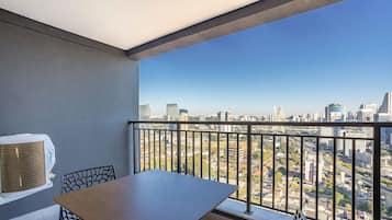 Apartamento básico | Opções para refeição ao ar livre