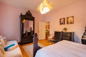 5 makuuhuonetta, silitysrauta/-lauta, Wi-Fi, vuodevaatteet