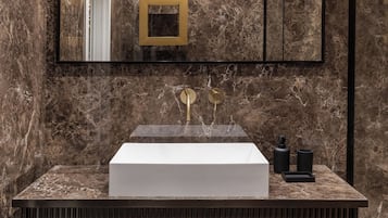 Design Double Room | Bathroom | Shower, rainfall showerhead, hair dryer, bidet