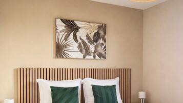 3 chambres, fer et planche à repasser, Wi-Fi gratuit, draps fournis