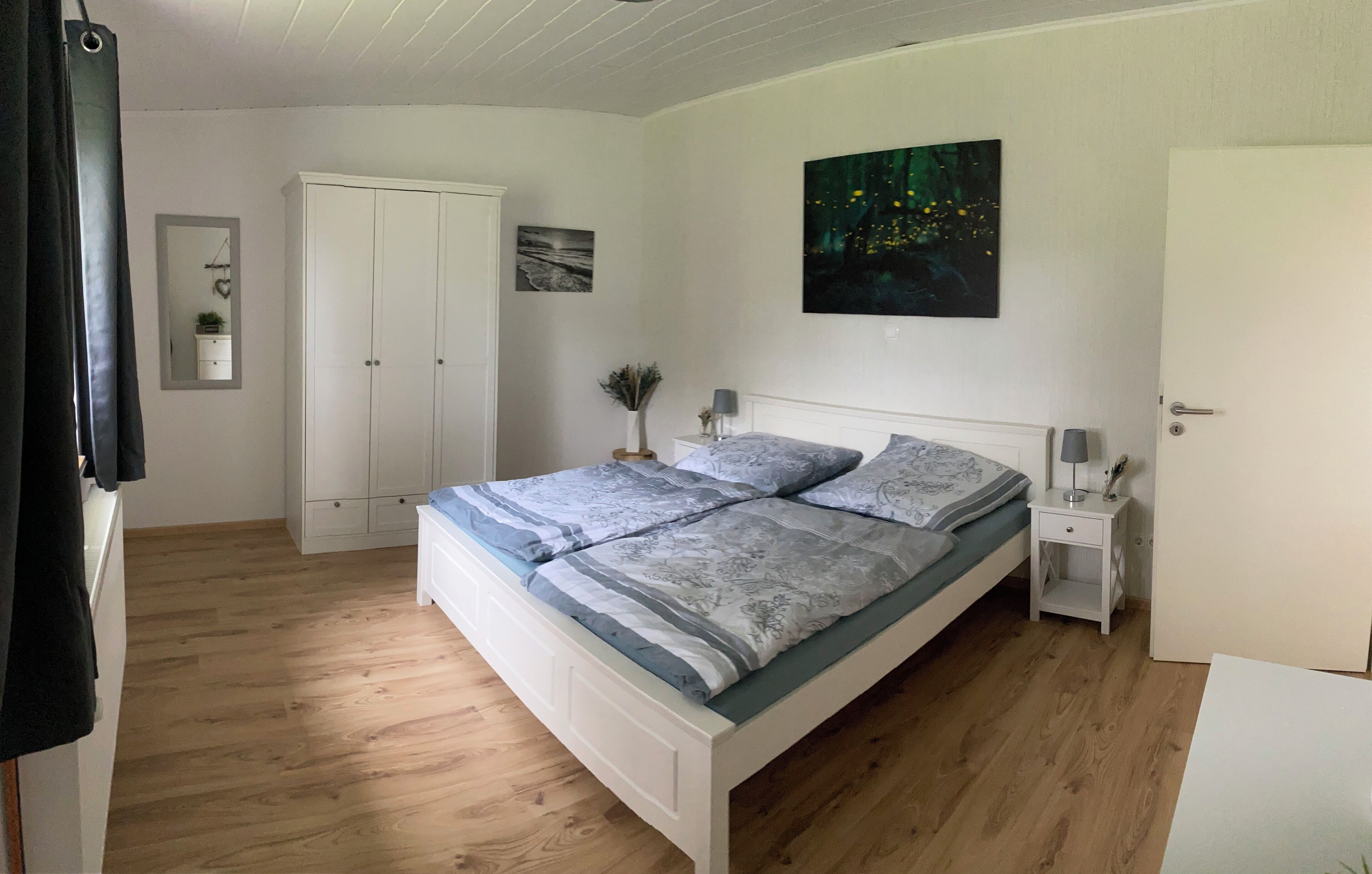 1 camera, Wi-Fi, lenzuola