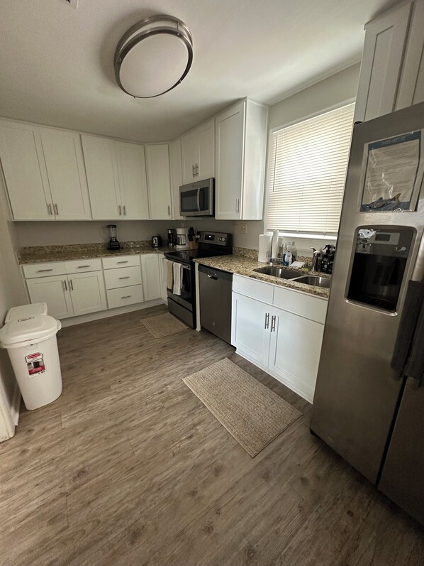 Microwave, oven, stovetop, dishwasher