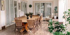 Outdoor dining