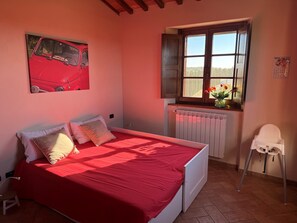 3 habitaciones, tabla de planchar con plancha y wifi gratis 